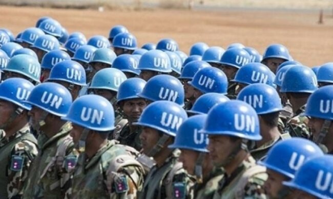 Україна запросила миротворців ООН на Донбас