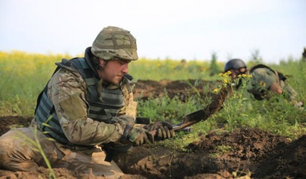 «Азов» ликвидировал САУ и склад боеприпасов возле Саханки