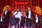 Зомбі штурмують кордон: Зеленський висміяв реакцію росіян на безвіз