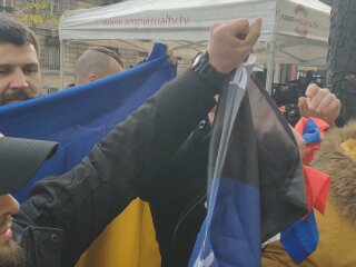 Ветерани АТО на мітингу в Парижі, фото: Обозреватель