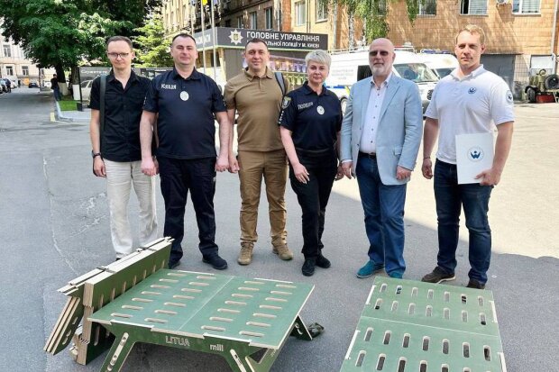 Президент АППУ Грігол Катамадзе передав важливе обладнання МВС: "Я добре знаю вантаж поліцейських"