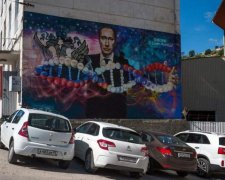 Окупанти прикрили знищену природу Криму пекельною естетикою 