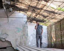 Россия бросила нас под танки: донецкий организатор "референдума" завыл о спасении