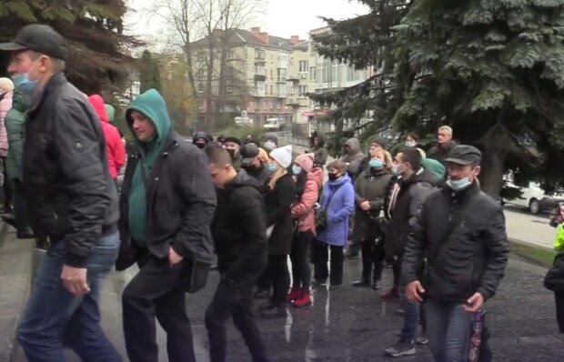 Тернопольские бизнесмены разгромили кассовые аппараты под носом у Надала: "Есть условие"