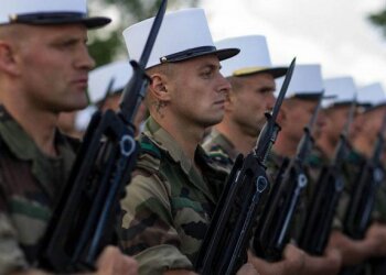 найманці з французького легіону, фото: militaryarms.ru