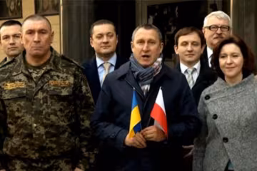 Дещица поздравил Польшу с Днем независимости песней (видео)