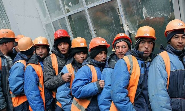 Заробитчане, фото из свободных источников