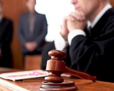 Кмітлива клієнтка збирається відсудити у Apple космічну суму