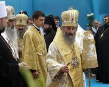 Московський піп віджав українську церкву