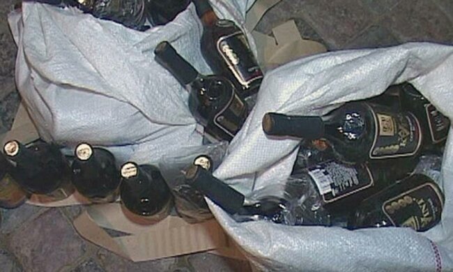 Под Одессой обнаружили контрабандный алкоголь и табак на 159 тыс. грн. (фото) 