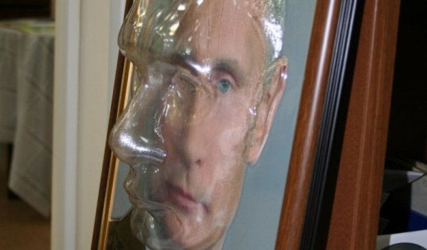 В России создали потрет Путина для незрячих 