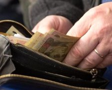 Пенсии вырастут дважды: украинцы рыдают от невиданной щедрости