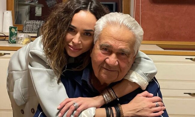 Маша Фокіна з дідусем, фото з Instagram