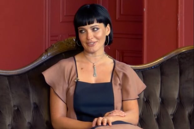 Даша Астафьева, скрин из видео