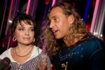 Рыдающую Королеву спасла незнакомка, довел Тарзан: "Не трогайте ее"