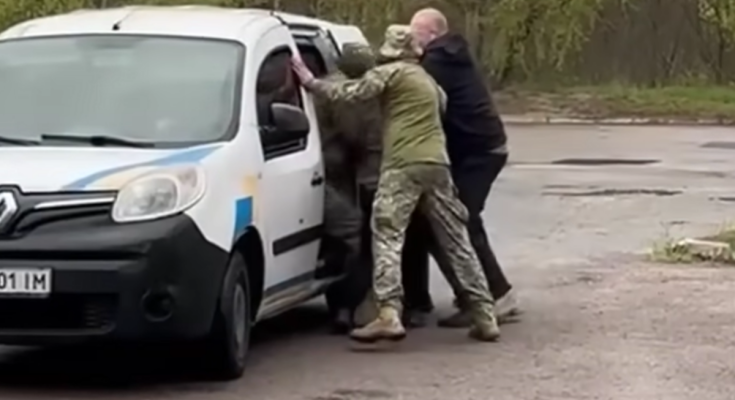 Мобілізація. Фото: скрін youtube