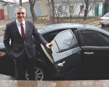 Сенкевич и его Lexus, фото из свободных источников