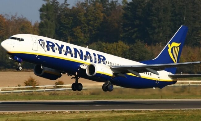 Ryanair пообещал полсотни дешевых рейсов украинцам