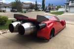 Винахідник встановив реактивні двигуни на копію Ferrari