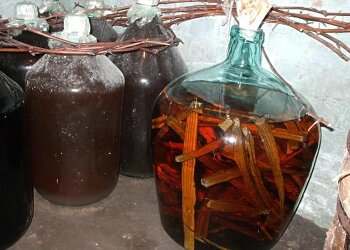 Домашний коньяк, фото из открытых источников