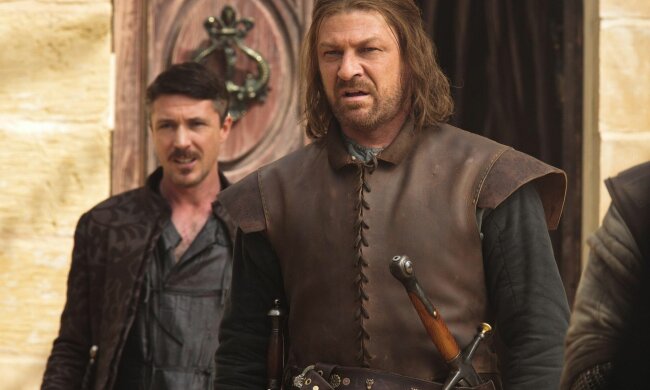 Нед Старк из "Игры престолов" отказался умирать: главный "смертник" кинематографа устал быть мемом