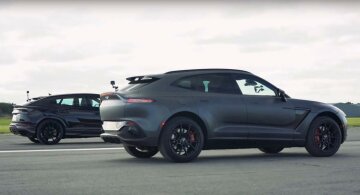 Aston Martin DBX и Lamborghini Urus, скриншот