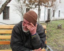 У Одесі накрили аферистів у білих халатах: впарювали пенсіонерам "пігулки молодості"