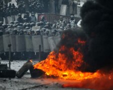 Евромайдан, протестные акции - фото Андрея Еловикова