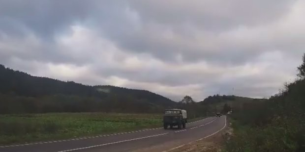 Военная колонна на Закарп