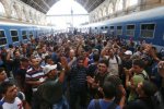 У Будапешті скасували потяги через мігрантів
