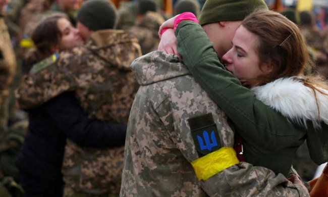 Мобілізація подружжя, скрін з YouTube