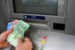 У Львові банкомати напхали шпигунськими штучками: на вашій карті - жирний нуль, подробиці афери