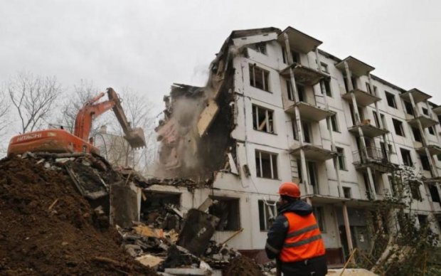 Миллионы украинцев останутся без жилья. У Гройсмана назвали это победой