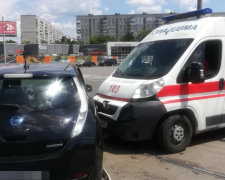 У Харкові водій не захотів пропускати швидку допомогу: наслідки виявилися трагічними