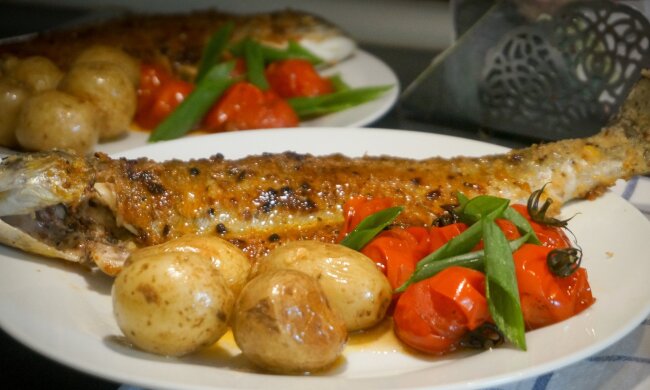 Річкова форель в тісті, фото: pikabu.ru