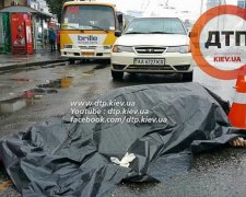 В Києві сталося смертельне ДТП за участю пішохода (фото)