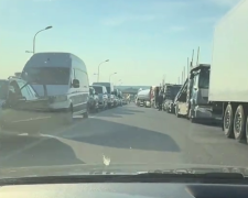 черги на українському кордоні