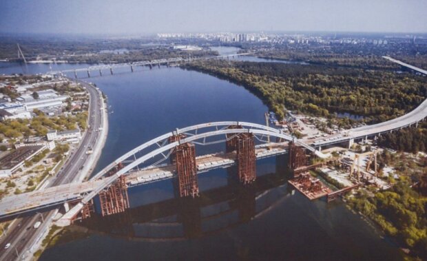 Подольский мост, фото: Unian