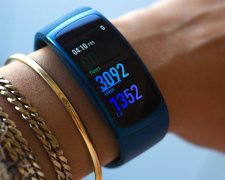 Xiaomi Mi Band 4: инсайдеры назвали главные особенности браслета