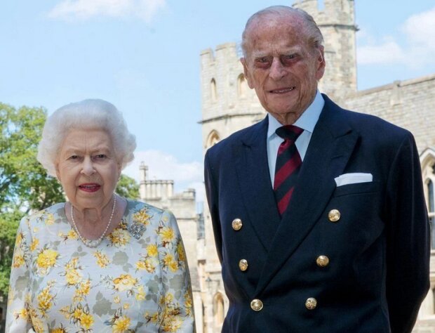 Фото до 99-річчя чоловіка королеви Великобританії викликало скандал - Філіпа давно немає в живих