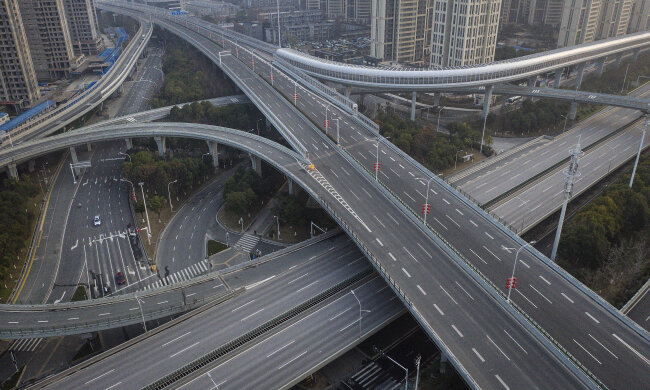 Китай, февраль 2020 года, пустые дороги из-за вспышки коронавируса, фото: Getty Images