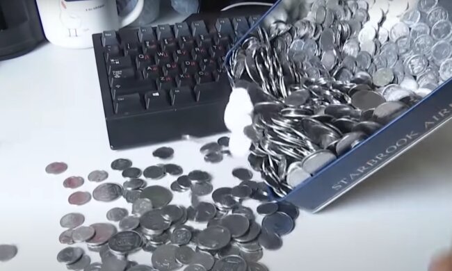 Українські монети. Фото: скрін youtube