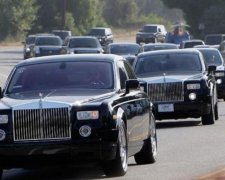 Кортеж прем'єра потрапив у серйозну аварію, є постраждалі