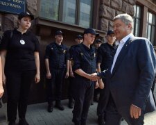 Порошенко прикидається недієздатним, щоб уникнути правосуддя: "Ще одна така заява і..."