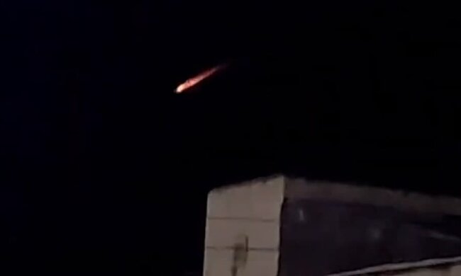 Мусор с МКС, скриншот: Youtube