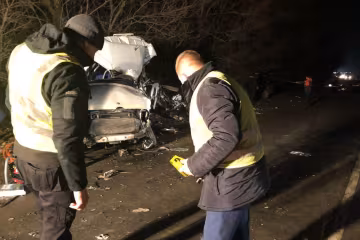 У потрійному ДТП загинули поліцейські: авто перетворились на металобрухт, фото 18+