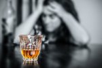 Пора тверезіти: як алкоголь вбиває імунітет