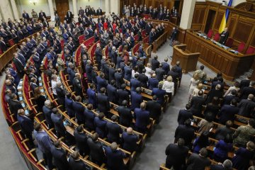 Снова поднимут? Украинцам объяснили, что будет с тарифами ЖКХ в 2019