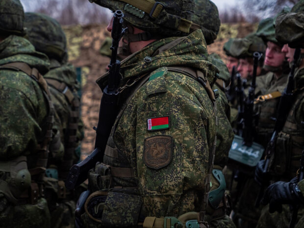 "Таракана нашего е**ните": белорусы не хотят воевать в Украине и просят о помощи