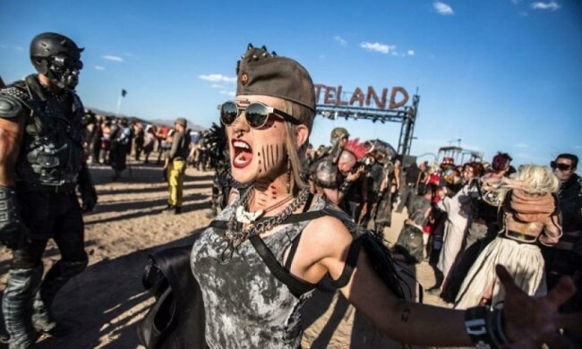 В Калифорнии прошел фестиваль "Безумного Макса"